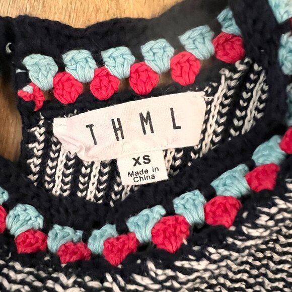 THML Sleeveless Sweater Tank Crochet Neckline Sz XS - Picture 4 of 12